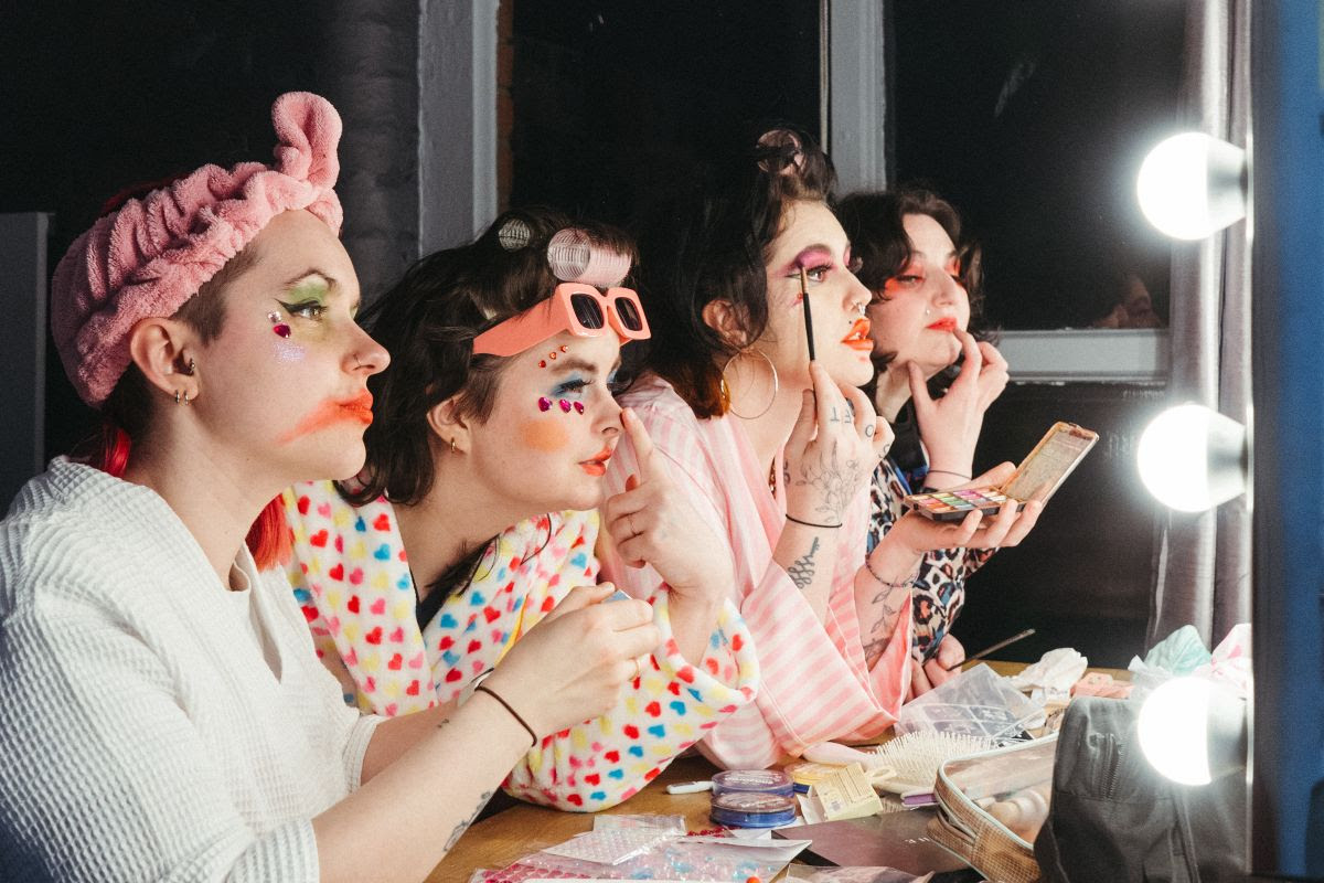 PROBLEM PATTERNS Rail Against Societal Ageing Standards On New Single ‘Sad Old Woman’ feat. Matt Korvette (Pissed Jeans)